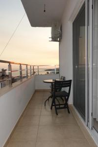 Salty Sunset Apartment