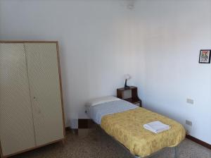 Stanza privata in appartamento Treviso vicino stazione e centro storico - comfort base, essenziale, semplice - no hotel