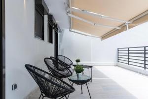 Jia Modern Studio with Balcony & Close to Monastiraki