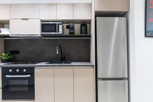 Jenn Modern Studio with Balcony & Close to Monastiraki