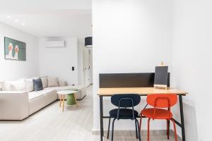 Jenn Modern Studio with Balcony & Close to Monastiraki