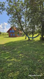Domek w Bałyzach z balią - prywatna Oaza w Pieniach
