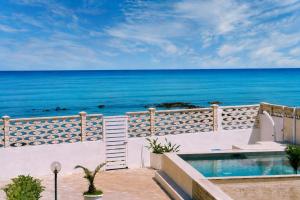 Dominus Luxury Apartment Beach