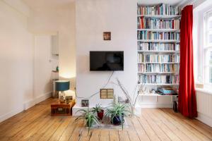 Stylish 1-Bed in Bethnal Green, Calm & Central - Pass the Keys