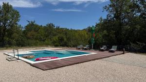 Private Villa Bonaventura with Pool & Jacuzzi & BBQ for Families & Groups near Split