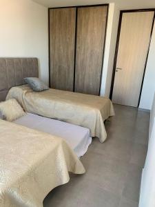 Calidad, en el centro, dos habitaciones y dos baños