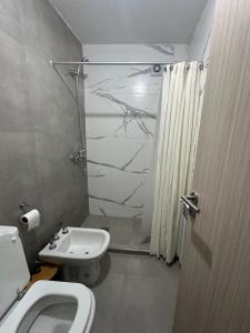 Calidad, en el centro, dos habitaciones y dos baños