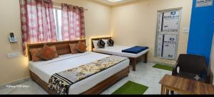 Hotel Shree Rameshwaram Near by Ram Mandir Ayodhya Dham