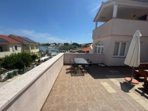 Soldatic Apartments