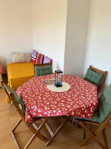 Singh Leite Holiday Home Family Room