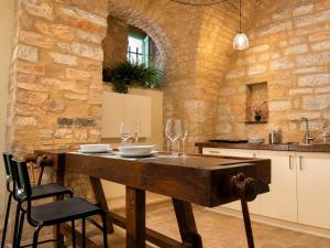Suite in Pietra con Sauna nel Cuore di Spello