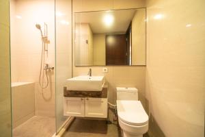 Luxury & Bright 2BR Chianti Tower Mall Access