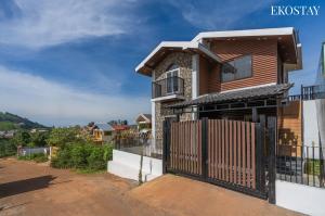 EKOSTAY - Orchid Villa