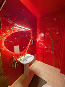 Sakura Apartment Near Airport & Rafina Port