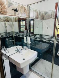 Hotel white House Kandy