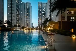 619 Sunrise Riverside Apartment Complex, Block A - 6th Floor