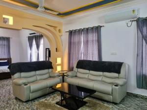 EverGreen SkyHouse & Private Terrace