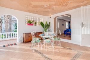Sea View Villa, Private Ground Floor in Mediouna