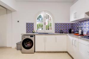 Sea View Villa, Private Ground Floor in Mediouna