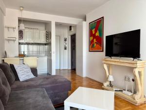 Trident Apartments