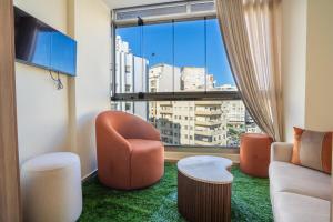 Experience Modernity Beachside & Parking