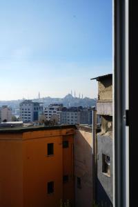 The Apt Galata