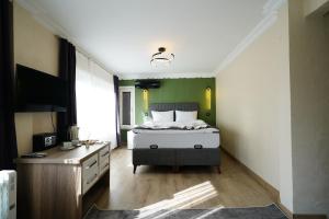 The Apt Galata