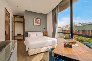 XHOME Danang Hotel & Suite - Free Laundry Service - 5 Mins to My Khe Beach