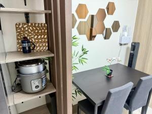 Casa Luna Stays PH at Fame Residences T4 Mandaluyong City near EDSA, Makati, & BGC
