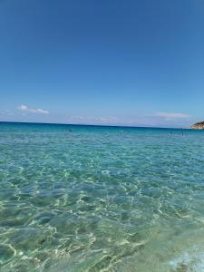 Villa Azzurra - Modern Villa 300m from the Beach
