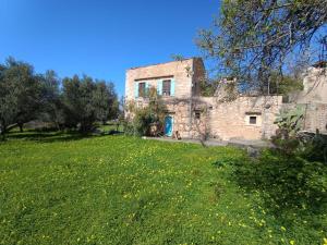 Stone house Gavaloxori village near Chania
