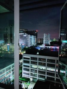 Cozy City Escape Alabang