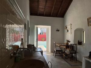 Casa do Caseiro by Quinta da Burra