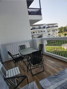 C Herto Del Rio 2 Chambres 2 salles de bain 3 piscines & salle de sport