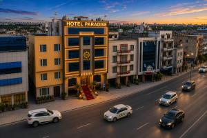 Hotel Paradise International by JMD Group