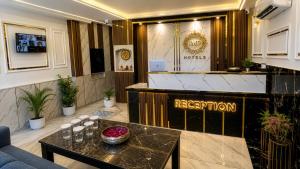 Hotel Paradise International by JMD Group