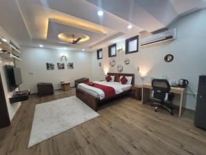 Isaki Suites by Ivory Stays