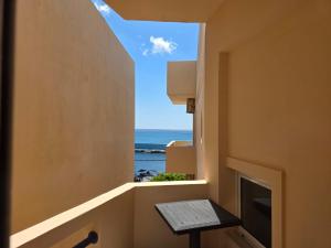 Triton Sea View Studios