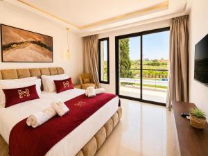 Villa Palm Oasis Dar Bouazza 300m2 Piscine 3 suites - 4 chambres - HomeCity Signature Casablanca