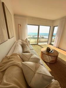 North Shore Ballito Beachfront Escape