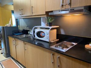 Leighs Staycation at Shell Residences