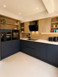 East Parade Collection, The Penthouse