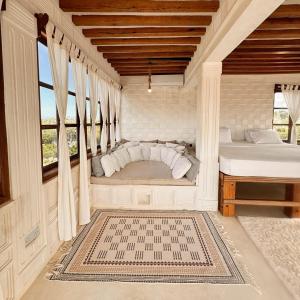 Kilele House