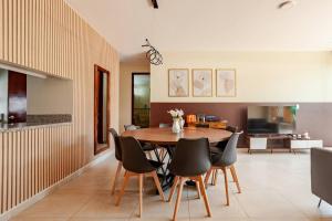 Escápate a un dúplex exclusivo con vino y terraza