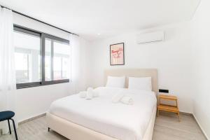 Jay-Z Modern Studio Close to Gazi & Monastiraki