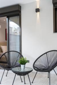 Jana Modern Studio with Balcony & Close to Monastiraki