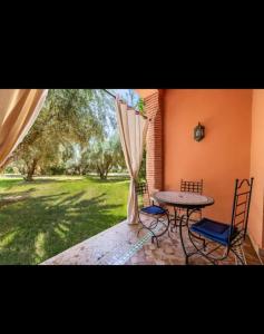 Prestigious residence with pools and gardens