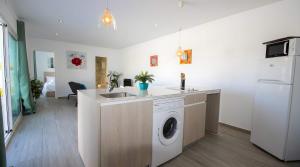 Casa Moderna con piscina privada y barbacoa