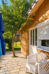 Lola Guest House