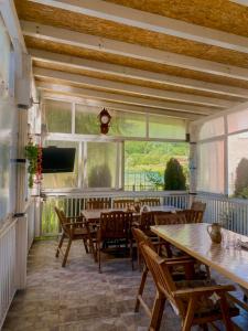 Lola Guest House